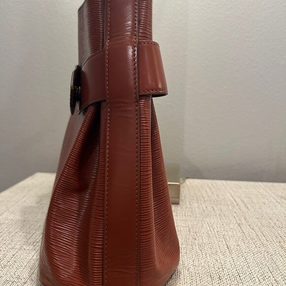 Louis Vuitton Epi Sac D'Epaule Kenyan Fawn - Picture 5 of 12